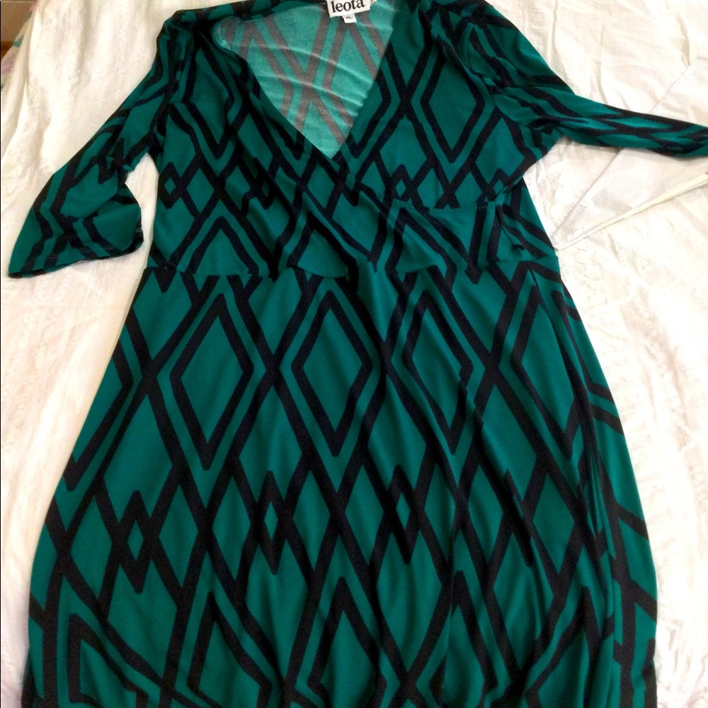 Cross layer wrap style dress - striped pattern